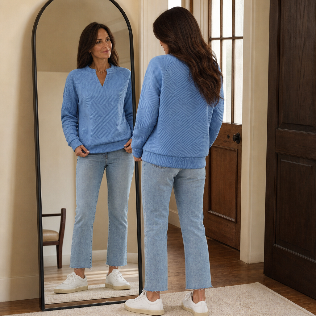 Stria | Striped Jacquard V-Neck Pullover Sweatshirt
