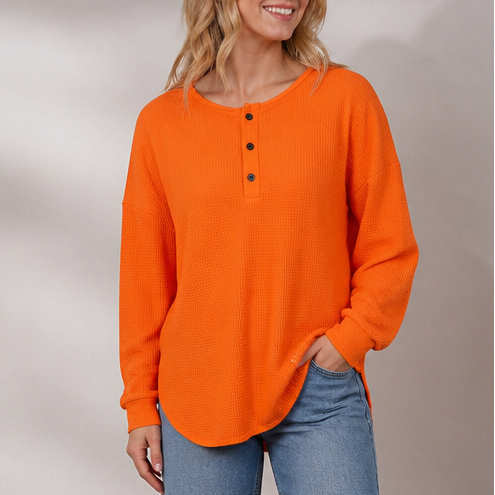 Warmwich | The Waffle Henley That Never Looks Thrown On